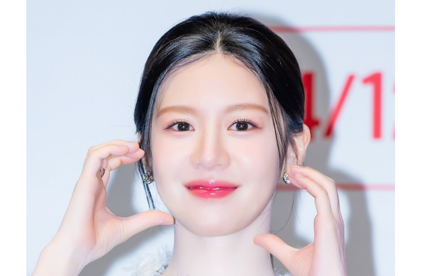圧倒的美少女…コ・ユンジョン、初夏のファッションで魅せる洗練された瞬間【PHOTO】