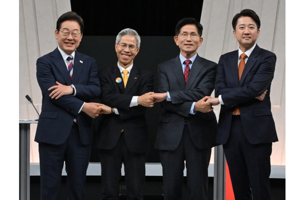 生放送のテレビ討論会で「箸を女性の…」韓国大統領候補が放った“大事故”レベルの不適切発言