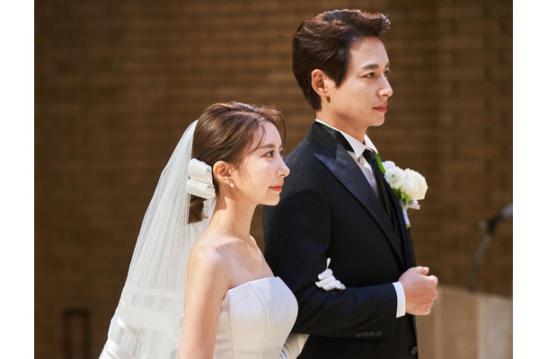 “14歳上の韓国俳優”と結婚した日本人女性が永住権取得　高校卒業後に渡韓して13年、ネット上では祝福の声