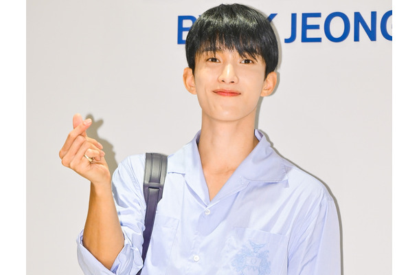 「ムキムキやん」SEVENTEEN・ドギョム、タンクトップからのぞく肉体美にファン悶絶！【PHOTO】