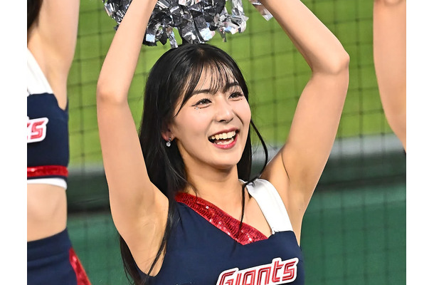 韓国チアガール、スイムウェア姿の美貌丸出しSHOT！直視できない魅力にファンもタジタジ…【PHOTO】