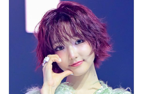 「短髪のあの子」でお馴染み！“IVEの妹分”KiiiKiii・ジユ、韓国スキンケアブランドの新モデルに抜擢