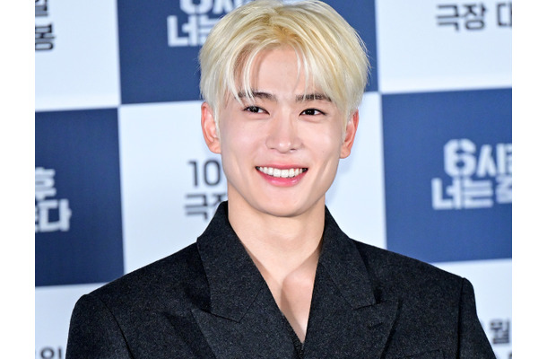 NCT・ジェヒョン、入隊前の爽やかショット公開でファン胸キュン「恋しさ爆発」【PHOTO】