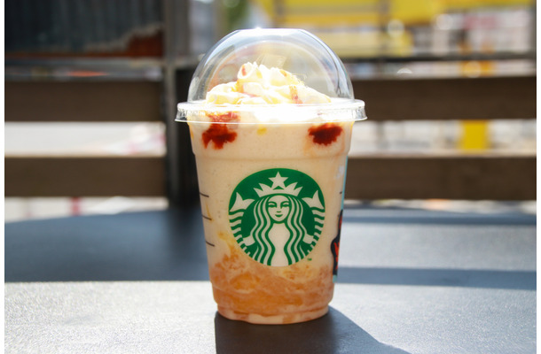 ホットハニー オリエンタル マンゴー & ティー フラペチーノ