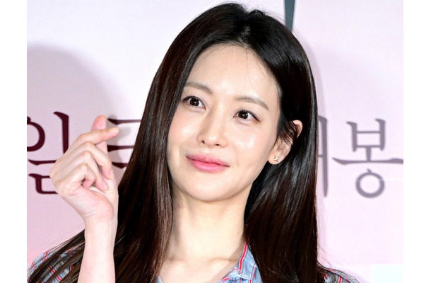 “清楚と妖艶の間”を自由自在に…アイドルデビューも経験した韓国女優（37）、美の全方位を披露