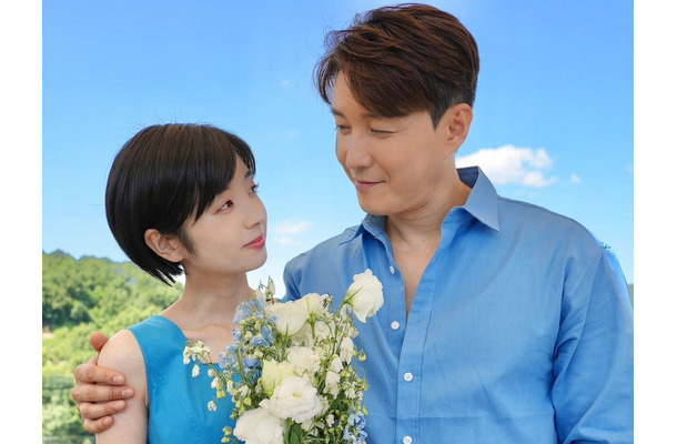 生後100日でこの毛量!?“18歳年下”の日本人妻と結婚した韓国俳優、成長した息子の姿を公開【PHOTO】