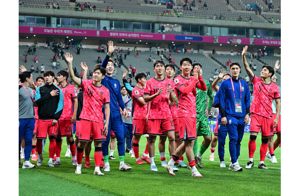 韓国代表、“アジア唯一”ワールドカップ予選無敗突破の舞台裏。空席目立つスタンドにイ・ガンインが警鐘も