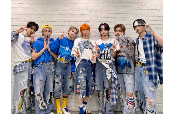 BTS所属HYBE発の“J-POPグループ”「aoen」、デビューと同時にオリコン1位の快挙！