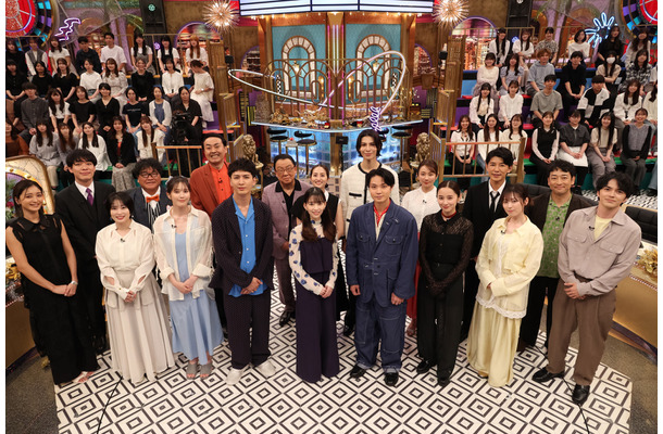 6月30日19時から放送される『夏の新ドラマ大集合 THE BET』　(C)フジテレビ