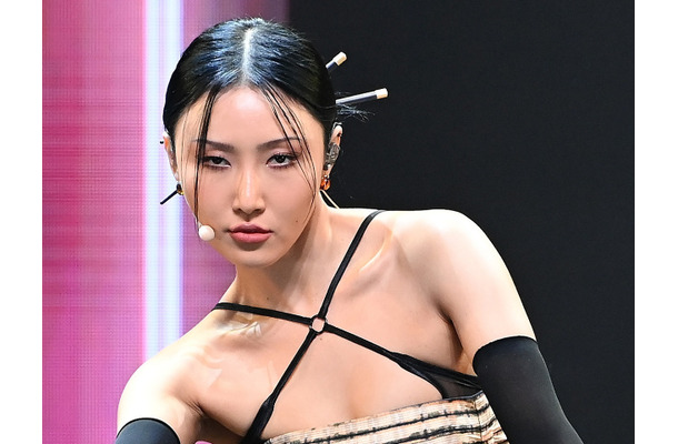 過激ダンスによる“公然わいせつ”騒動を乗り越え…ファサ、初北米ツアーを終えた感想　小麦肌にも注目【PHOTO】