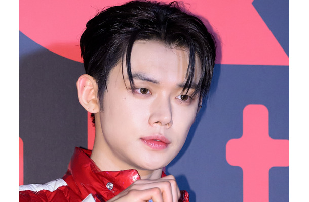 TXT・ヨンジュン、カムバック前に大胆イメチェン！久々のハイトーンヘアに反響「優勝」「似合ってる」【PHOTO】