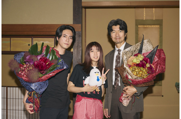 クランクアップを迎えた『イグナイト -法の無法者-』キャスト陣　（C）TBS