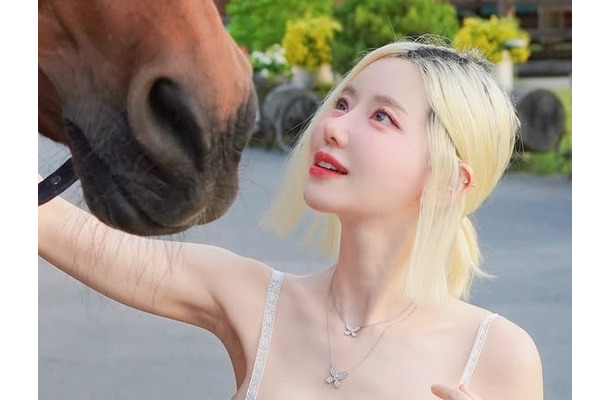“髪をズタボロ”にされて対人恐怖症に…韓国DJ SODA、自然で笑顔を取り戻す　「脅し」も告白【PHOTO】