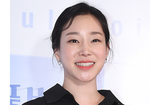 12日前に静かに旅立っていた…43歳でこの世を去った韓国女優　マネージャーが明かす素顔「花屋と両立」