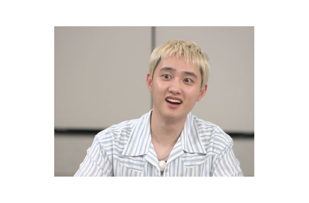 “アイドル初の調理兵”として「4人で180人分を調理」　EXOド・ギョンス、待望の料理バラエティについに登場