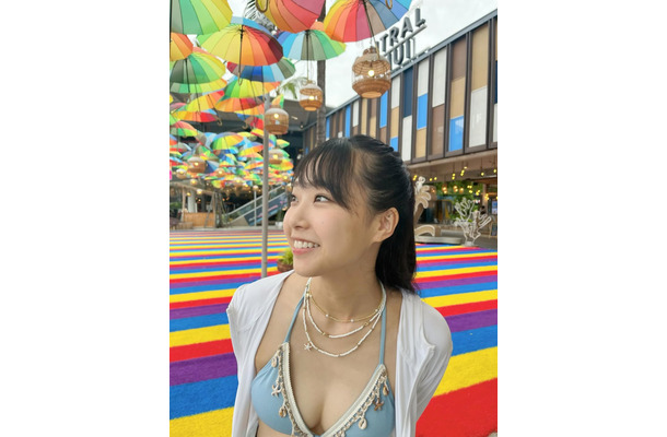 写真は加藤夕夏の公式インスタグラム