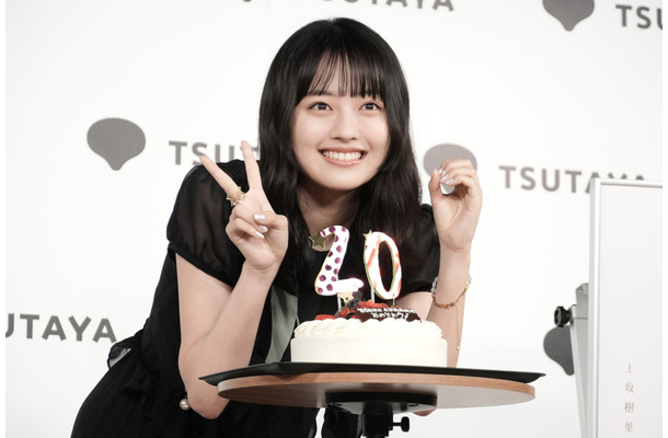 上坂樹里【撮影：小宮山あきの】