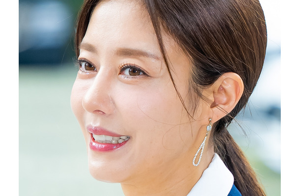 “3年で離婚”を2度経験した元K-POPアイドル、「脳の休息が必要」意味深な投稿…美容師への転身で話題