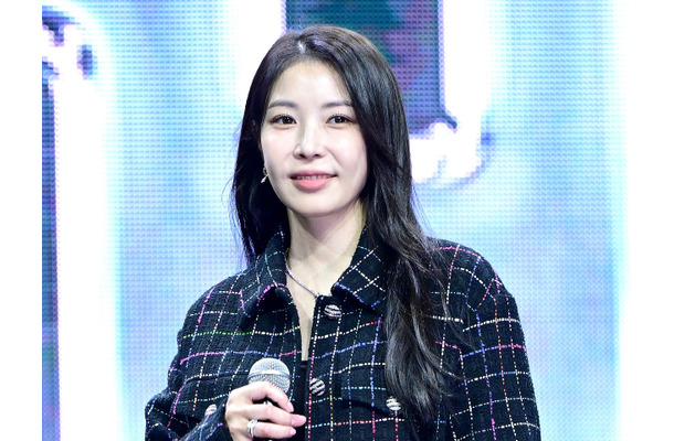 BoA、急性骨壊死で手術へ　デビュー25周年記念コンサートが中止「健康と安全を最優先に」【全文】