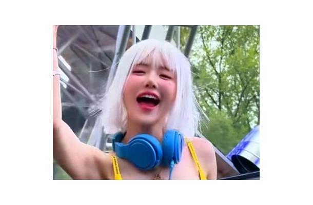 DJ SODA、頭髪トラブルから復活！白髪ウィッグ姿で圧巻プレイ披露