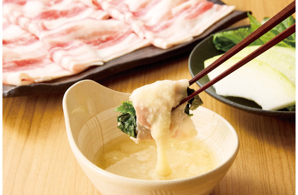 新提案！「三代目極みだし」を使用した「極みとろろ」を、お肉の“つけだれ”として楽しむ