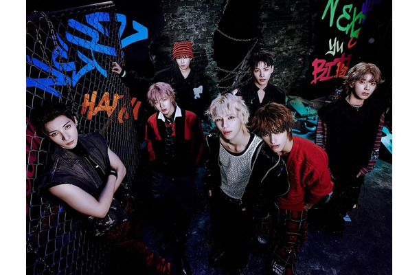 “NiziUの弟”NEXZ、日本2nd EP『One Bite』がリリースと同時に1位の快進撃！型破りなMVも話題に