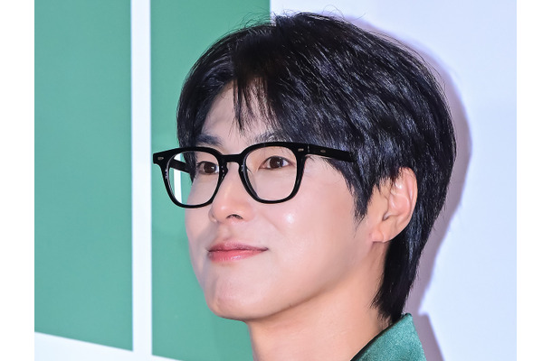 東方神起・ユンホ、新ドラマ『パイン ならず者たち』でチンピラに変身!?雰囲気をガラリと変える