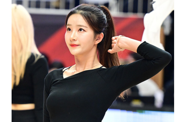 ”美太もも”も全開！韓国プロ野球チア、男性誌で見せた大胆衣装SHOT大放出「魅力的すぎ」「ハンパない！」【PHOTO】