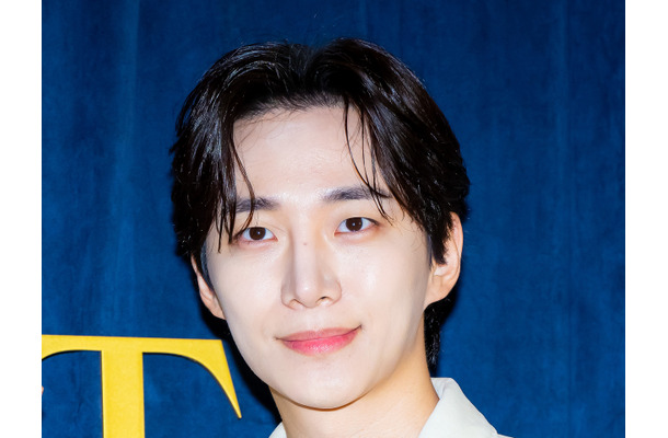 「色気が半端ない」2PM・ジュノ、高級ジュエリー纏って大人の魅力披露！太陽の下で輝き放つ【PHOTO】