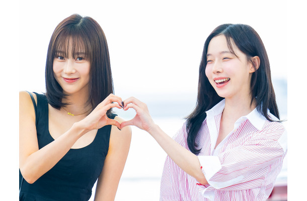 aespa・ジゼル＆ウィンター、愛嬌満点の出国姿に胸キュン…仲良し2SHOTで視線独占【PHOTO】