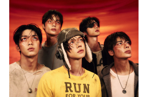 TXT、最新ALが全世界で大ヒット！米ビルボード3位＆タイトル曲『Beautiful Strangers』日本語Ver.公開