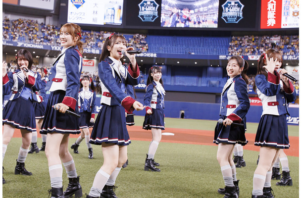 NMB48、31枚目シングル「チューストライク」京セラドーム大阪で初披露