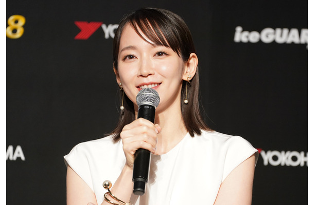 吉岡里帆【写真：竹内みちまろ】