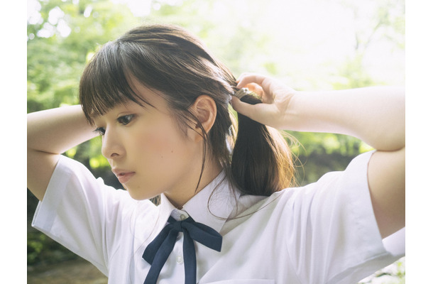『B.L.T. SUMMER CANDY 2025』（東京ニュース通信社刊）撮影／細居幸次郎