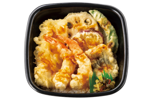 エビ2尾/イカ/カレイ/野菜3種  海鮮天丼　680円