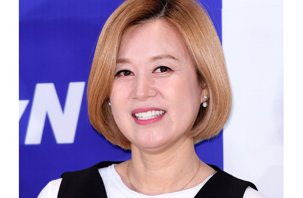 衝撃的な高校生の妊娠・出産を扱う番組でMCとして活躍　活動中断の韓国タレント（58）、乳がん闘病か
