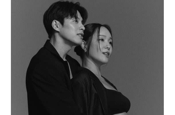 「心と体がひとつになった瞬間」韓国美人歌手♥バレリーノ夫妻マタニティフォトが話題