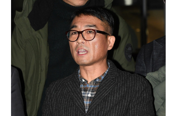 性的暴行疑惑、2年8カ月で「13歳下」と離婚の韓国歌手が6年ぶり電撃復帰　ツアー開催決定