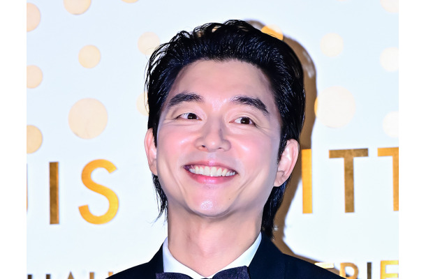 俳優コン・ユ、Netflix映画『告白ヒストリー』に特別出演！愛妻家な一面と方言を披露