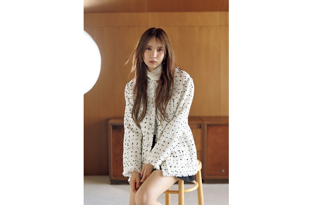 小林由依『andGIRL』秋号（C）DONUTS