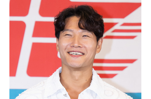 『コーヒープリンス』女優と“熱愛”が噂された韓国歌手、“極秘挙式”後初めてのSNS投稿が意外？