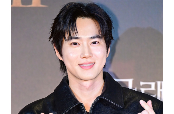 EXO・スホ、新曲『Golden Hour』で“成熟した感性”を披露！4thミニアルバムで作詞に参加