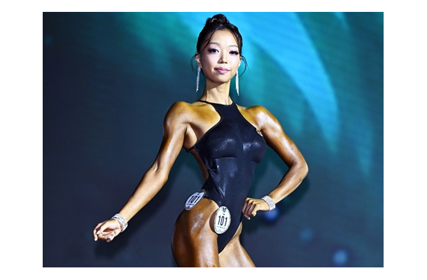 世界的な美ボディ・コンテスト韓国大会で日本女性が堂々の2位に輝く!!