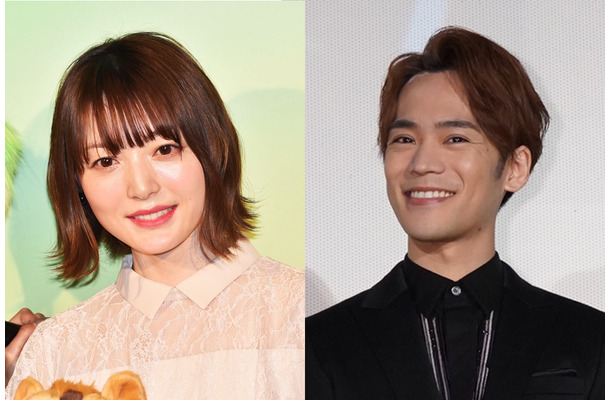 （左）花澤香菜【撮影：こじへい】（右）小野賢章【写真：竹内みちまろ】