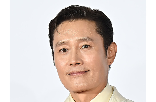 俳優イ・ビョンホン、世界が注目する俳優としての責任感「観客に劇場の必要性を体感してほしい」