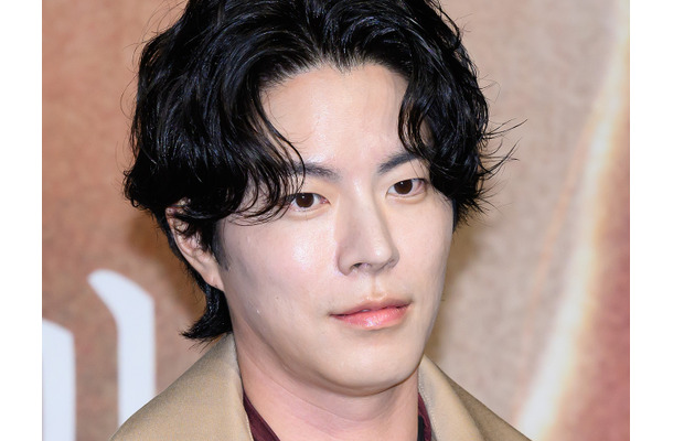 坂口健太郎と共演の韓国俳優、新ドラマ『赤ちゃんができちゃった』出演へ　飲酒運転で降板俳優の“代役”で