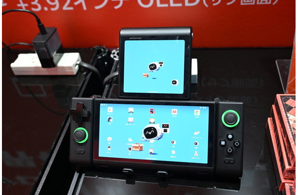 変態すぎるAndroid携帯ゲーム機がTGS2025会場で触れるぞ！！変形構造で２画面OLEDを持つ「ONEXSUGAR SUGAR1」【TGS2025】