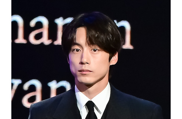 “二股疑惑”が韓国でも大きな波紋、坂口健太郎が「アジアスター賞」受賞後に吐露したリアルな胸中