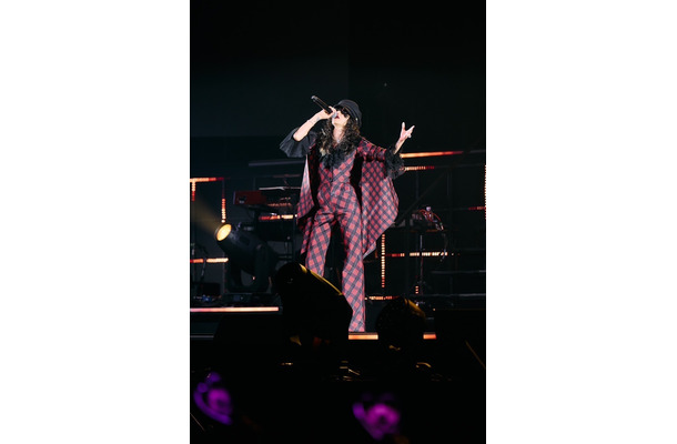 中島美嘉、最新ソウル公演より「GLAMOROUS SKY」ライブ映像がYouTube公開