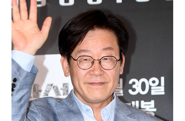 韓国大統領夫妻が出演するバラエティ番組、大統領府の要請で放送が急遽延期に…そのワケとは？